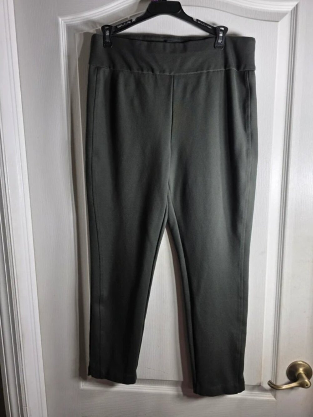 Express pull on stretch dark green pants size large